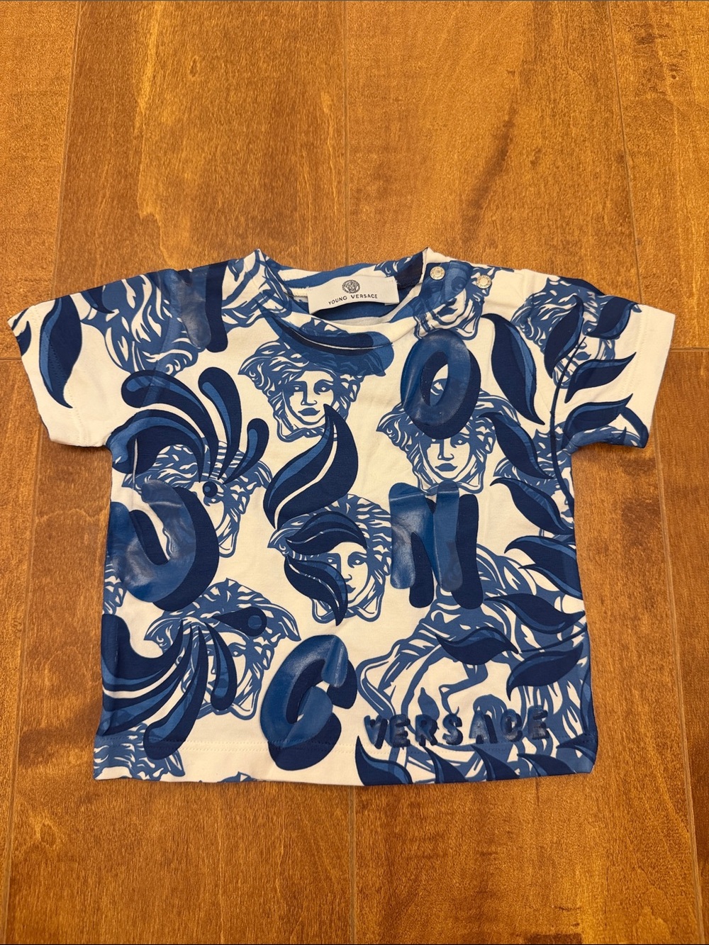 Young Versace baby boys 6M White & Blue Graphic Short-Sleeve Tee
